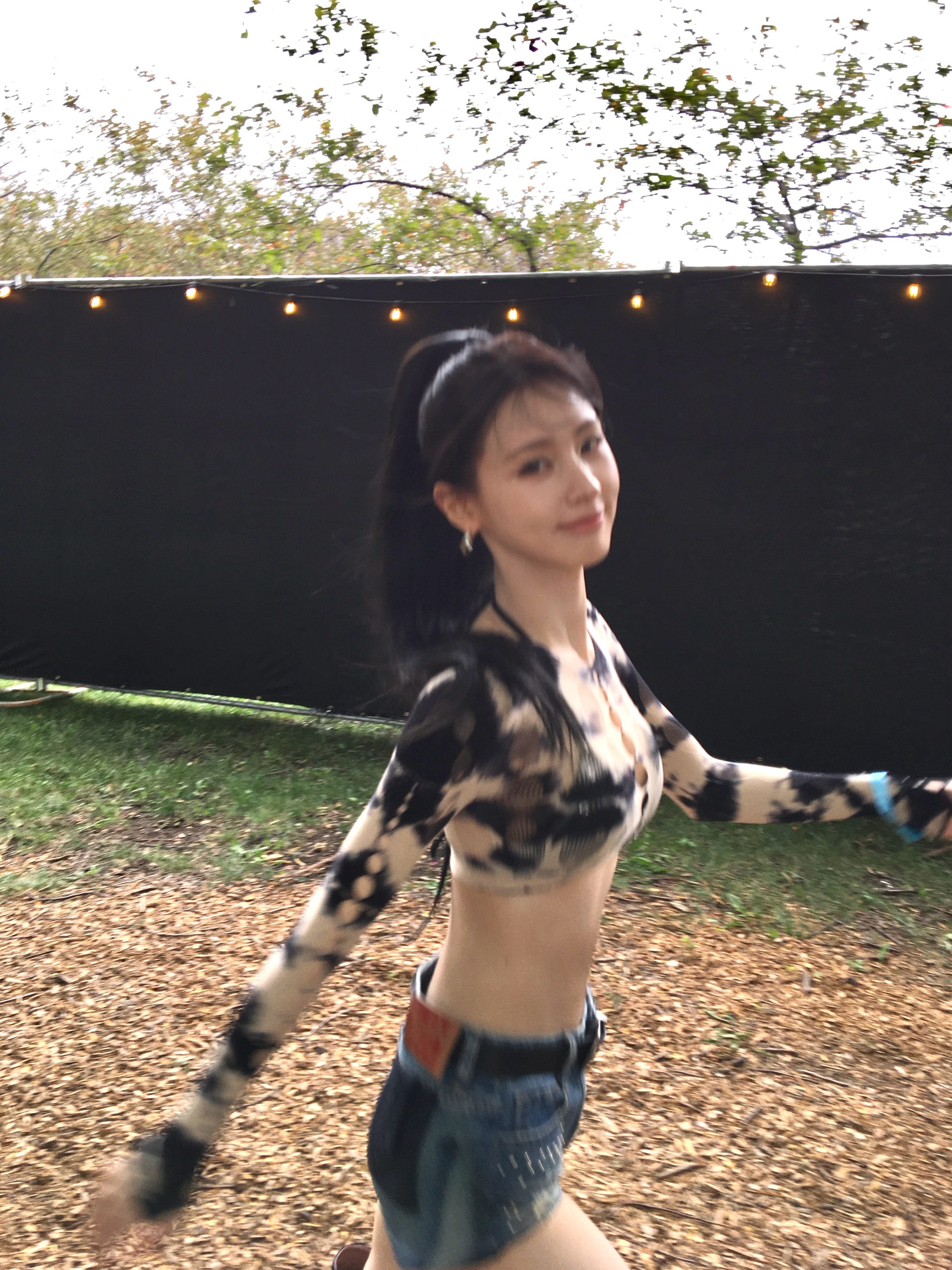 idle组合赵美延力量主唱💚面弗洛狄忒260802薇娟ig更新Thanky