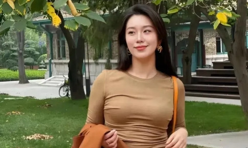 到了六七十岁年纪的男人，看到马路上年轻女人，即使是四五十岁的女人，性感点的，长相