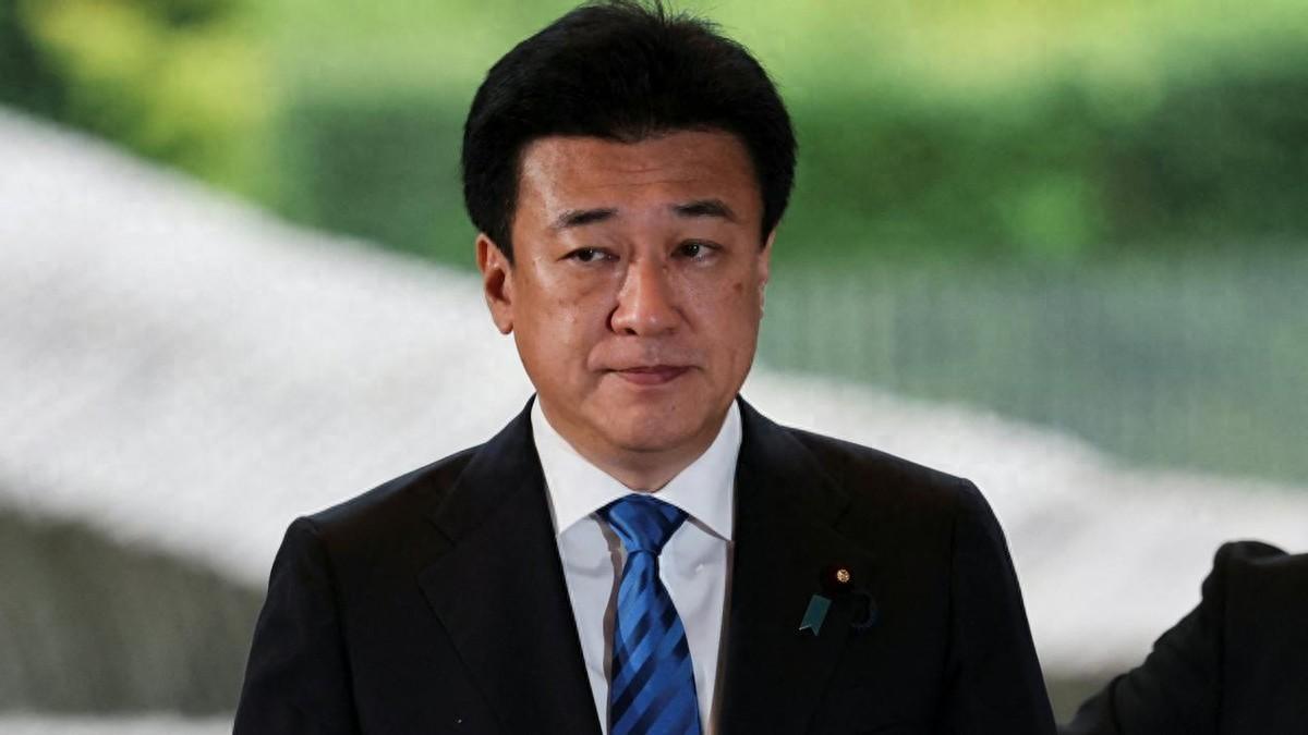 公开嘲讽后又被迫道歉，岸田成为笑柄，自民党宫斗戏码遮不住了。日本官房长官木原稔在