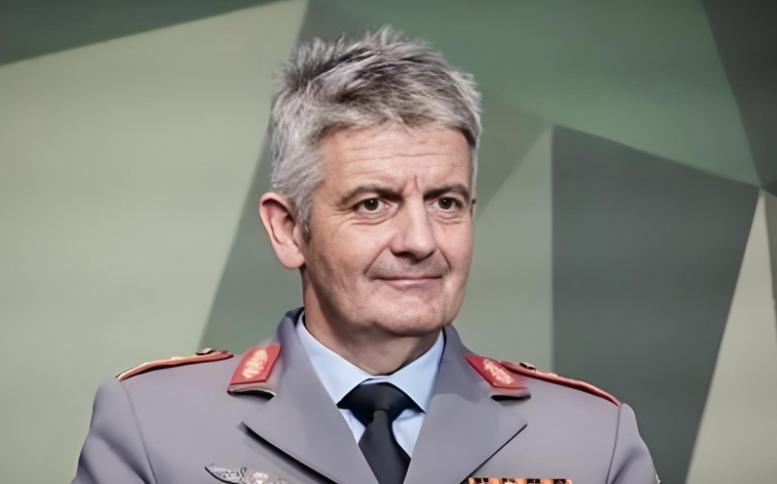 德军司令：柏林已做好“开战准备”【环球时报】据今日俄罗斯电视台（RT）11月8