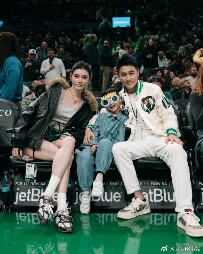 奚梦瑶晒合照为儿子庆生奚梦瑶祝儿子生日快乐奚梦瑶一家三口给儿子庆生的画面也太温馨