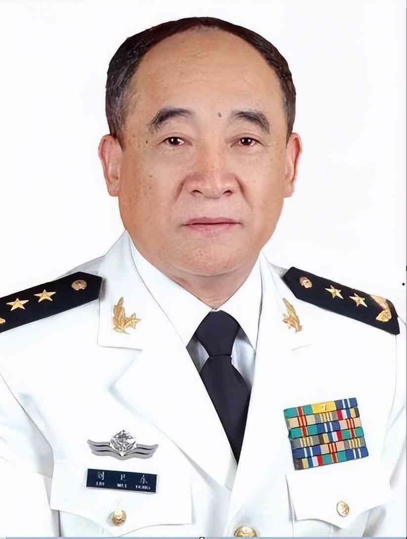 将门之后守海疆！开国上将刘震长子刘卫东，深耕海军政工数十年刘卫东，海军中将