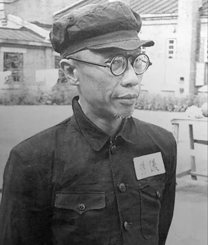 溥仪为何说自己这条命是新中国给的？原因就是在抚顺战犯管理所的十年改造让其完成了从