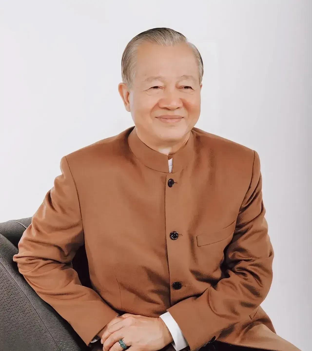 曾仕强说：“到了中年，你就会明白，家庭中最大的痛苦不是贫穷，而是子女成年后