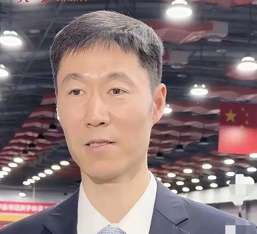 王励勤主席表扬莎莎啦！大家都习惯了各大央媒表扬莎莎，王主席一表扬莎莎，各位网友