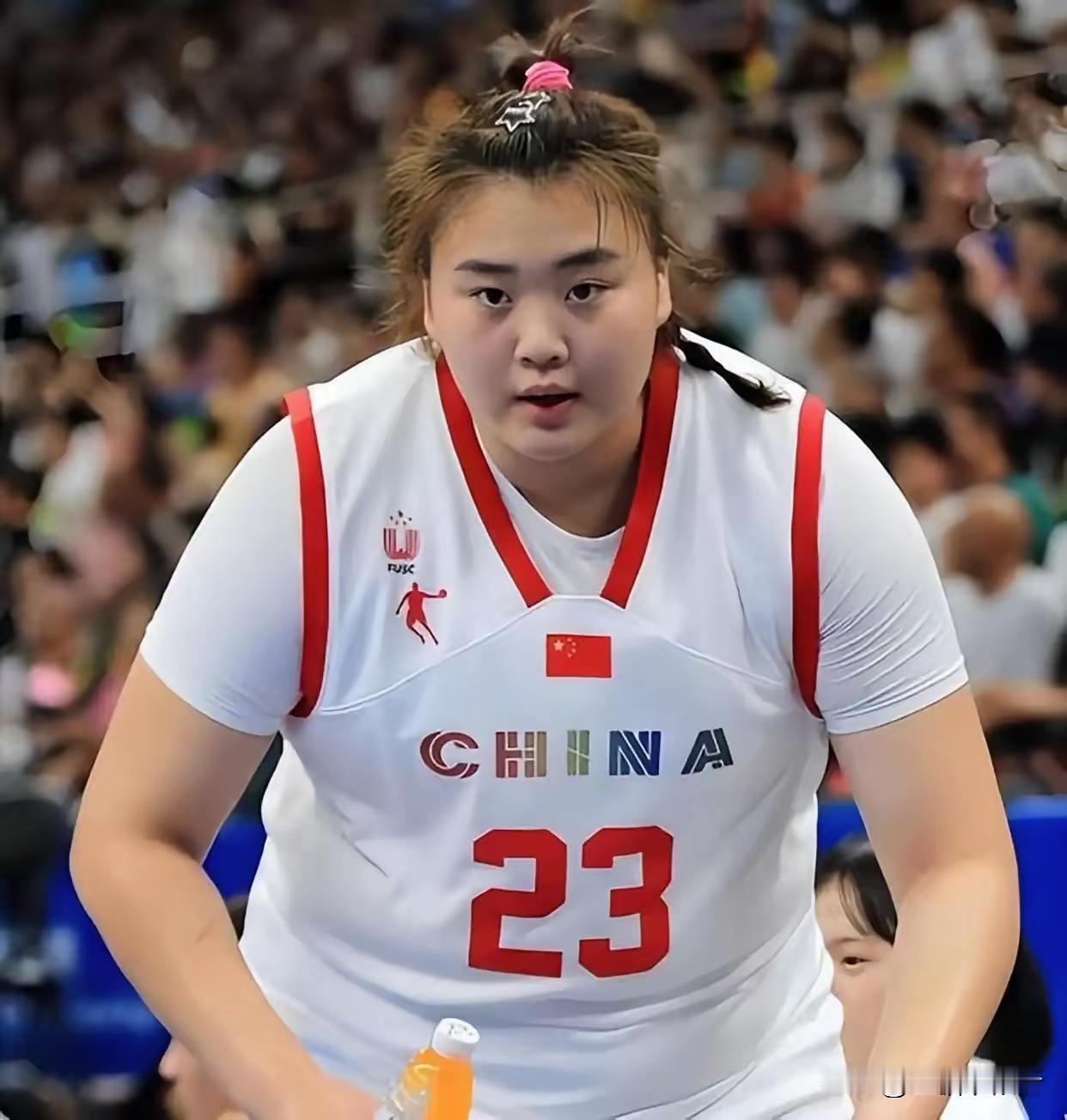 刘禹彤这次，等到的不是替补位不是因为韩旭和李月汝同时缺席也不是因为张子宇站到了五号位而是她集训三年，