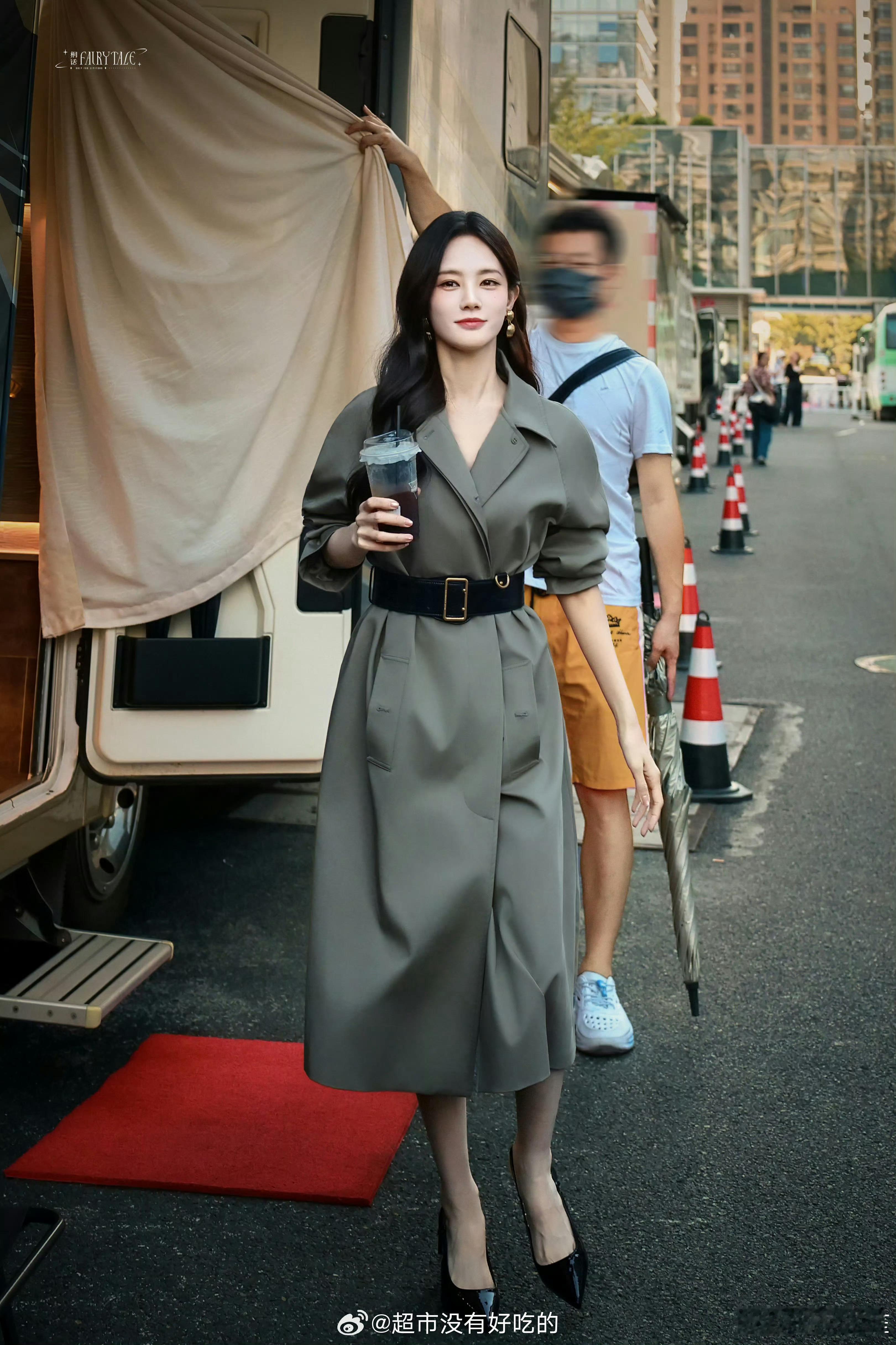 李一桐美人余剧组换女主的造型团队了，新造型看着怎么样李一桐造型​​​