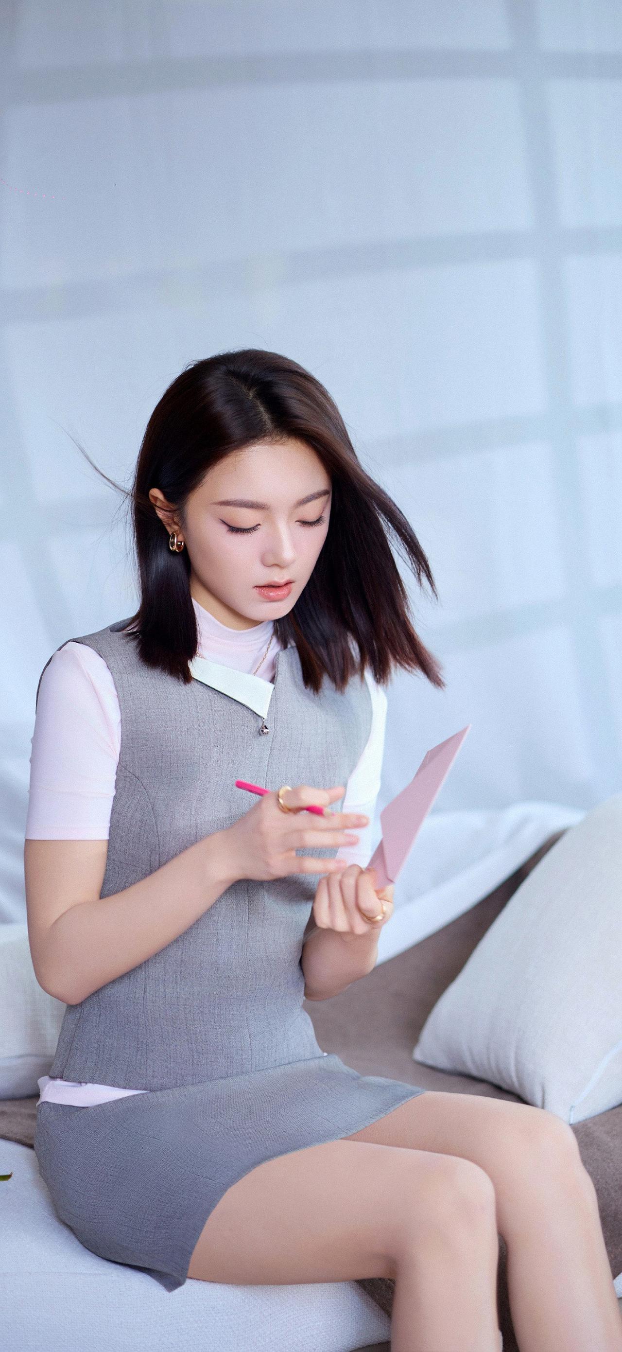美女壁纸-第6244期-赵今麦
