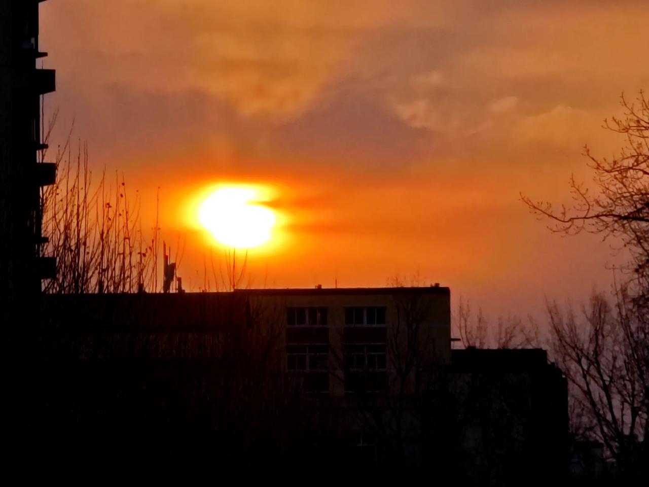 强冷空气又要来，春节期间最大的降温天气，十天以前就预报了，搞得大家整天看天气预报