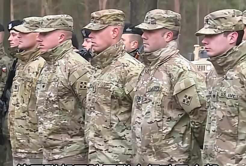 二战才过去80年，可昔日的战败国却已再次全副武装，向自己的战胜国对手发出了战争咆