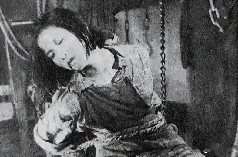 千古动容！渣滓洞女烈士放弃生路，一句话震醒潜伏战友1948年，女共产党员朱