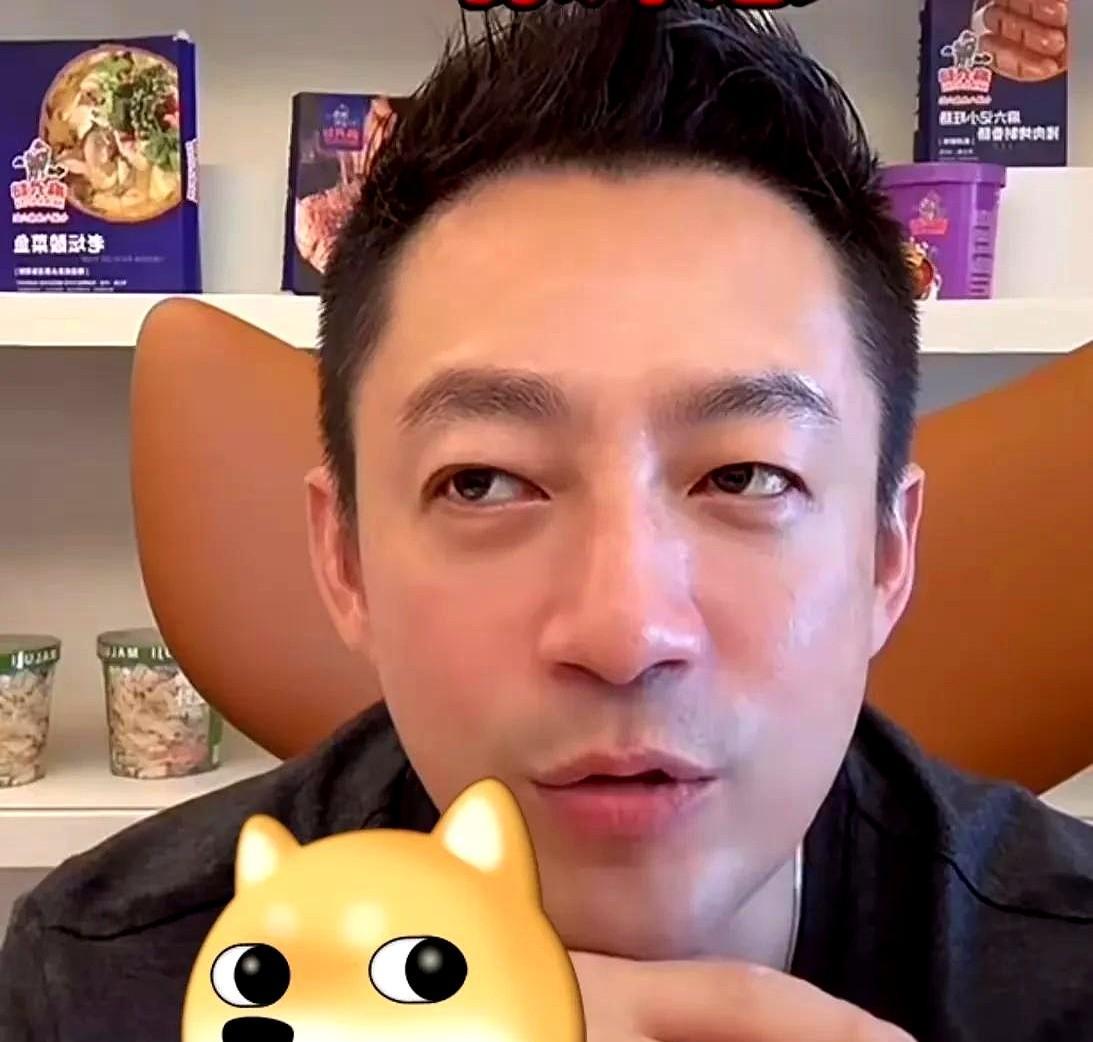 汪小菲直播里提到，等孩子们放暑假了要带他们回北京。女儿小时候在北京住过，儿子还