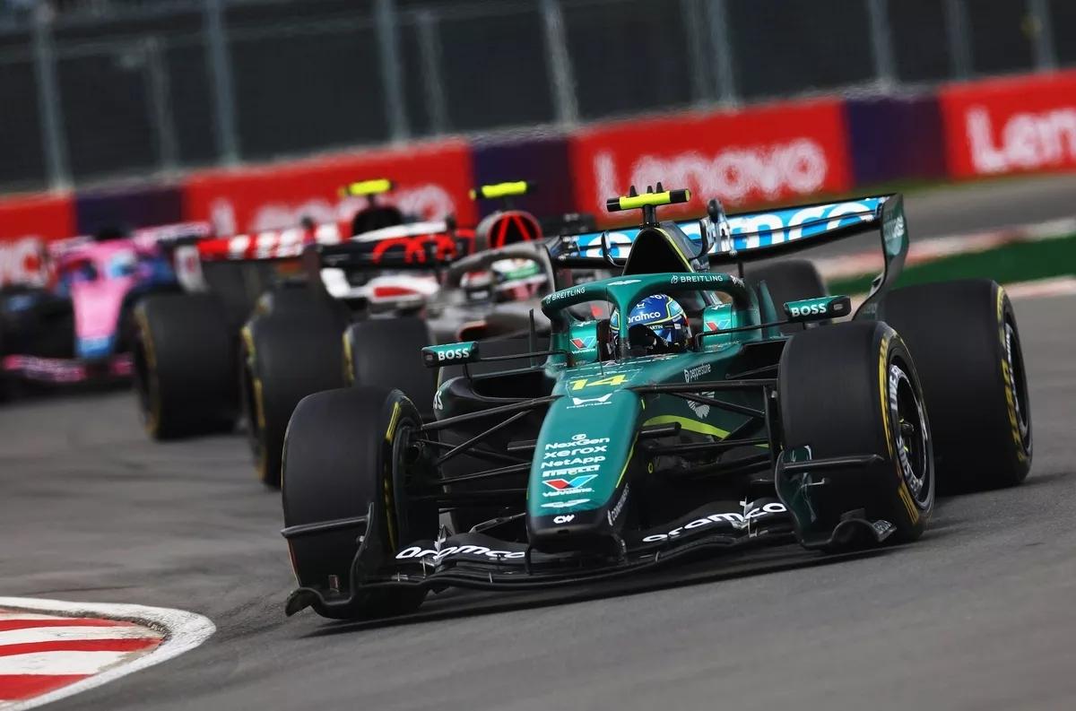 F1-匈牙利站！积分榜45分分差生死局，梅奔W17低速短板会葬送安东