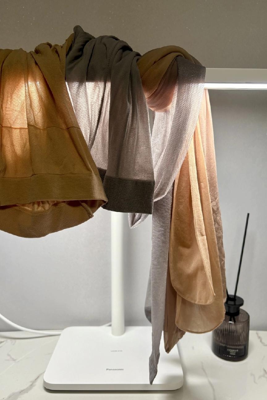 真的不能老在一家店买东西！这些年我买丝袜，一般都在我们附近一家店里买，跟老板和