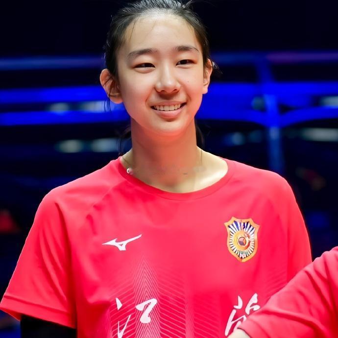 北京女排亚俱杯14人参赛名单出炉，阵容补强有望拿到世俱杯参赛资格4月26日女