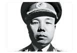 1975年，萧华上将在兰州吃饭，却被五六个地痞流氓挑衅，对方强硬的让萧华让座，萧