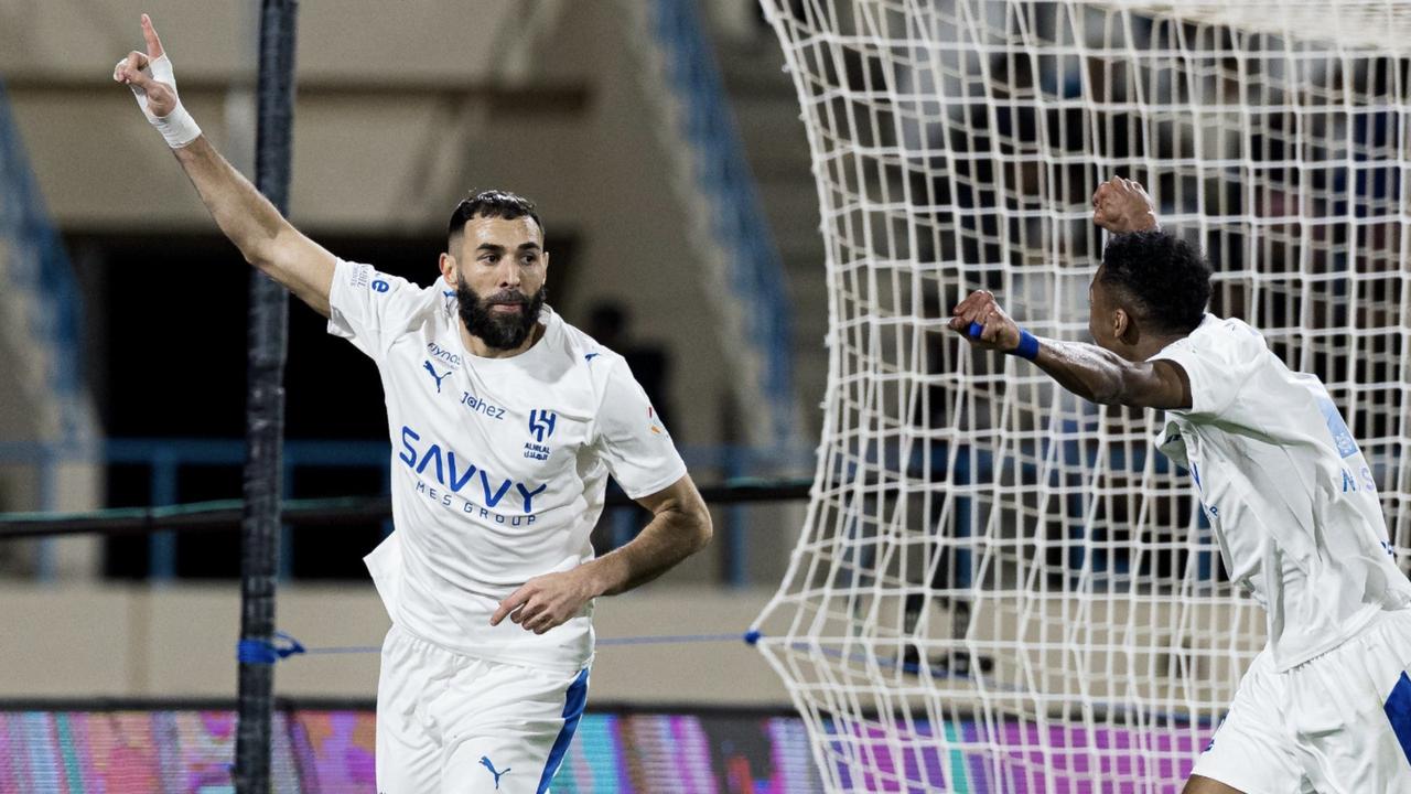 因扎吉的那套意甲打法根本就不适合新月，曾经的新月统治力多强，哪怕大比分领先，都还