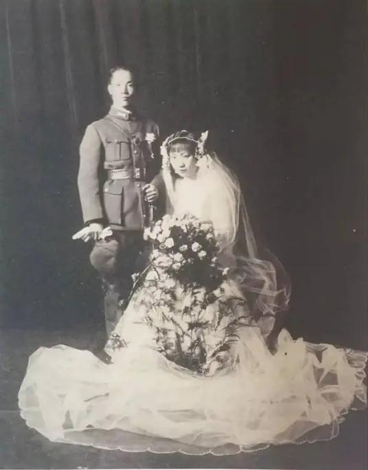 1929年，陈诚的发妻绝望自尽，临死前道：“当初我把一船嫁妆全给你当经费，你才有