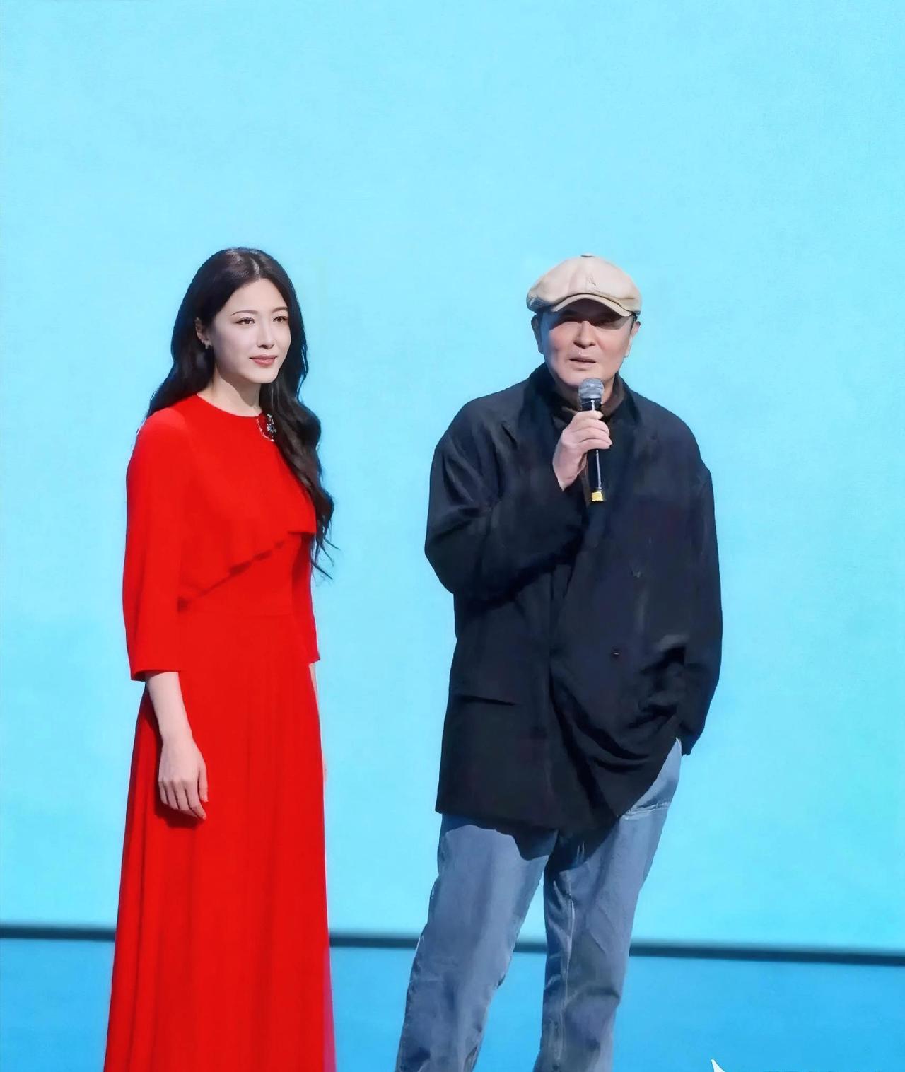 一觉睡醒！我竟然out了！我竟然是最后一个知道的！又刷到了《沉默的荣耀》