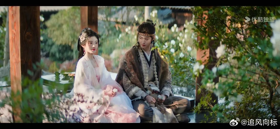 这滤镜太正常，太明媚了，不愧是被鞠婧祎站姐卷到第二天重拍的镜头，好阳间。