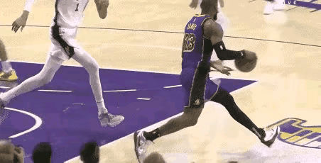 乔丹跳投，科比跳投，詹姆斯跳投这三人跳投根本就不是一个级别的