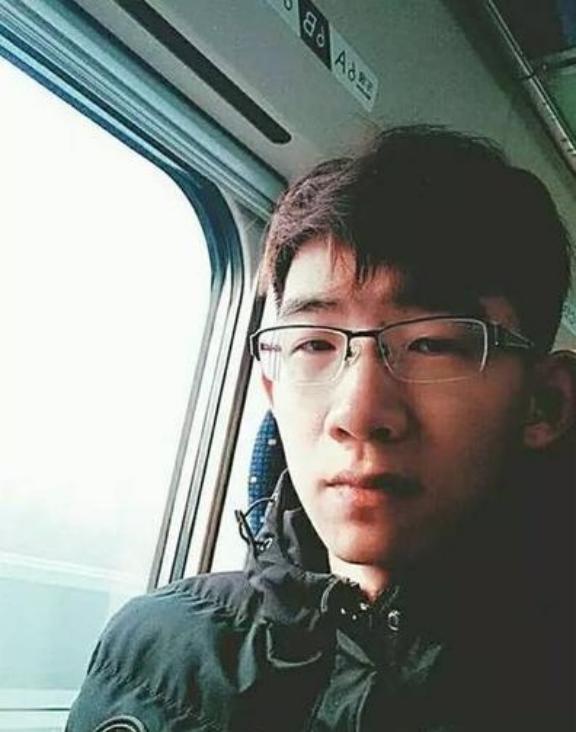 北大学霸刘嘉森语出惊人：“当你没有家财万贯的父母，没有大权在握的亲戚朋友，而别人