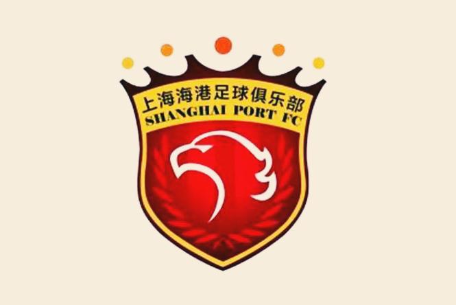 表现太差，连穆斯卡特都被气走了？当海港球员李圣龙在门前面对绝好机会头球顶偏的时