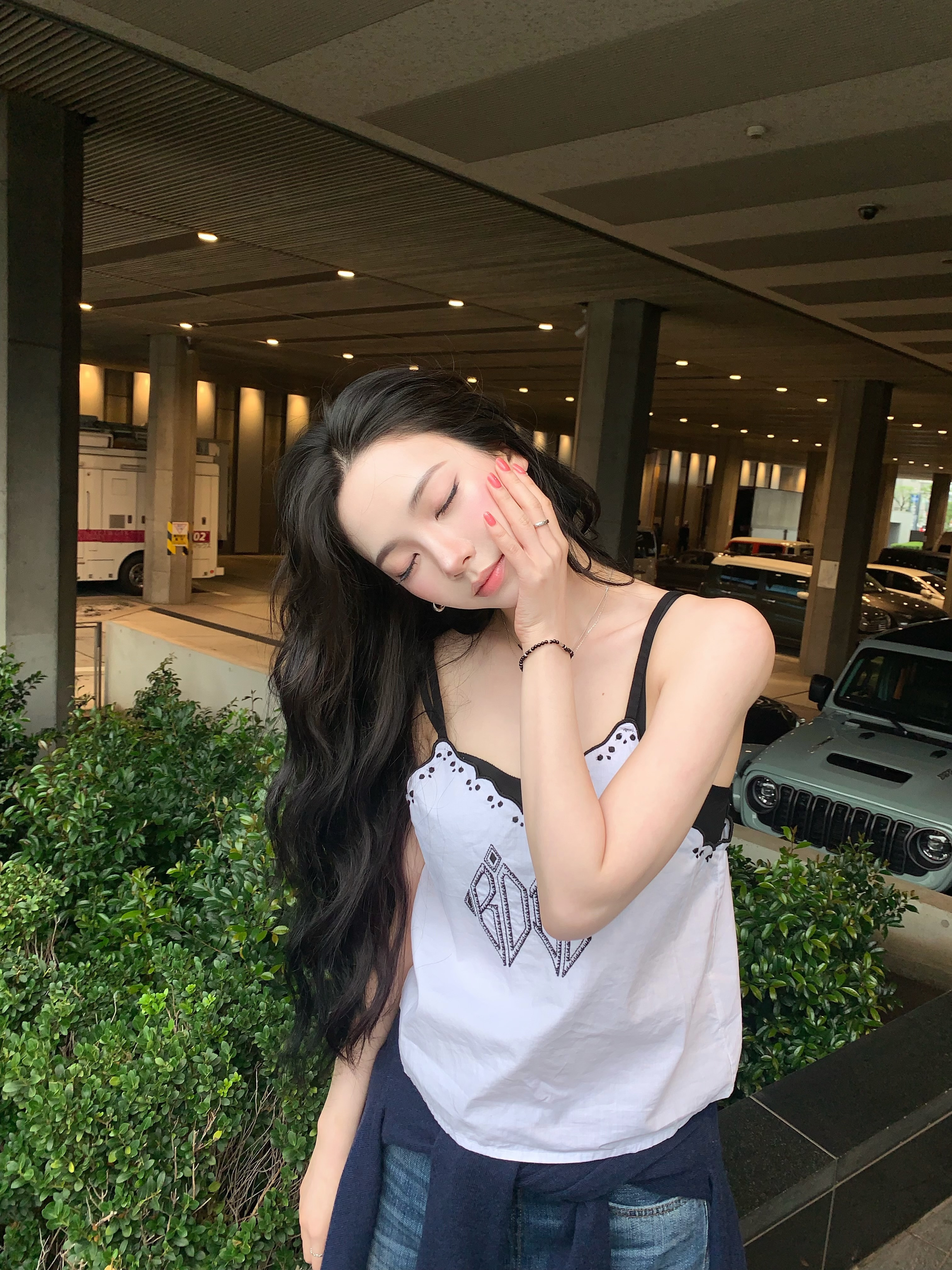 柳智敏KarinaxCONVERSE时尚灵感解读兼具帅气&清纯美夏日