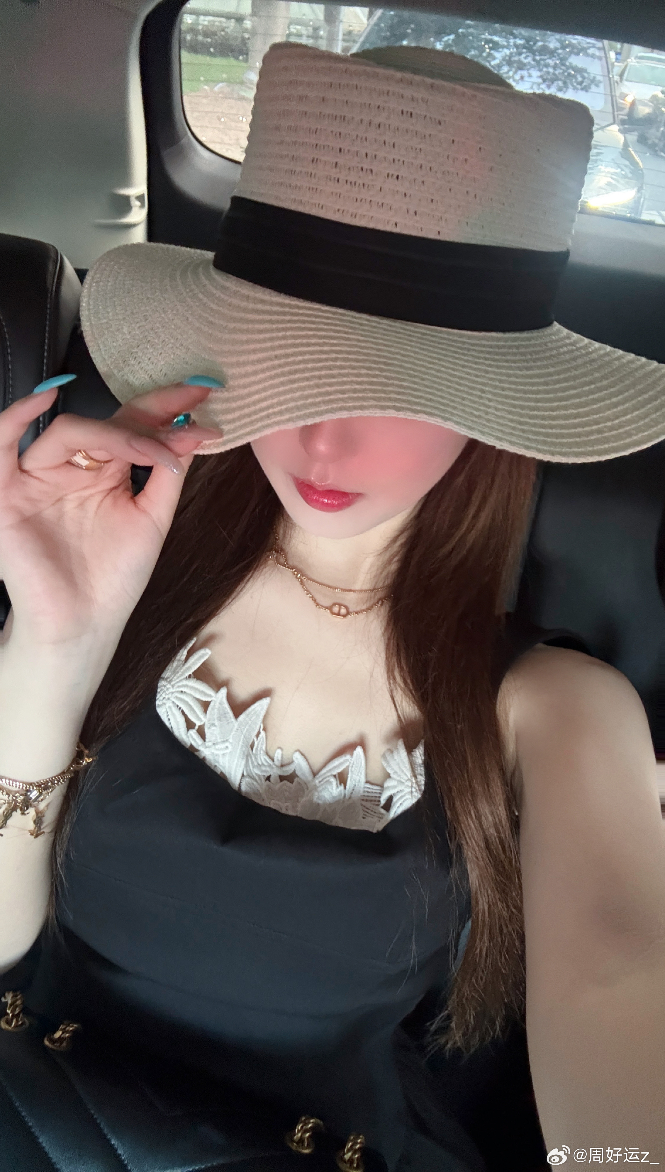 最近买到的漂亮东西妹妹跟我分享的一句话我很喜欢想分享给你们：与其想当下