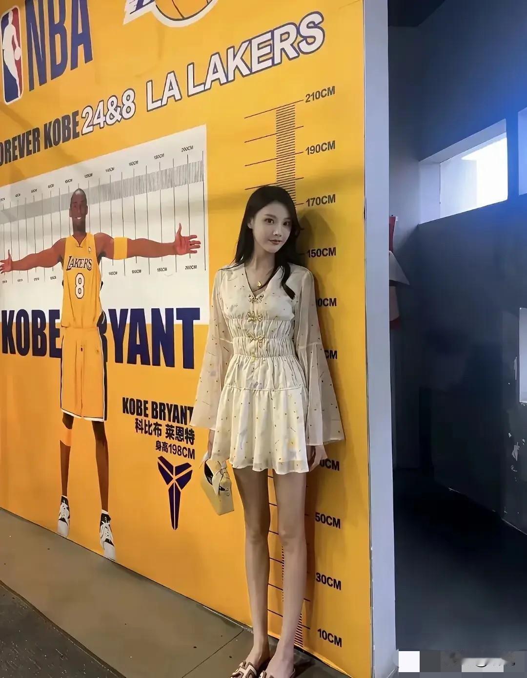 根本想不到高个子的坏处，不管男人女人！