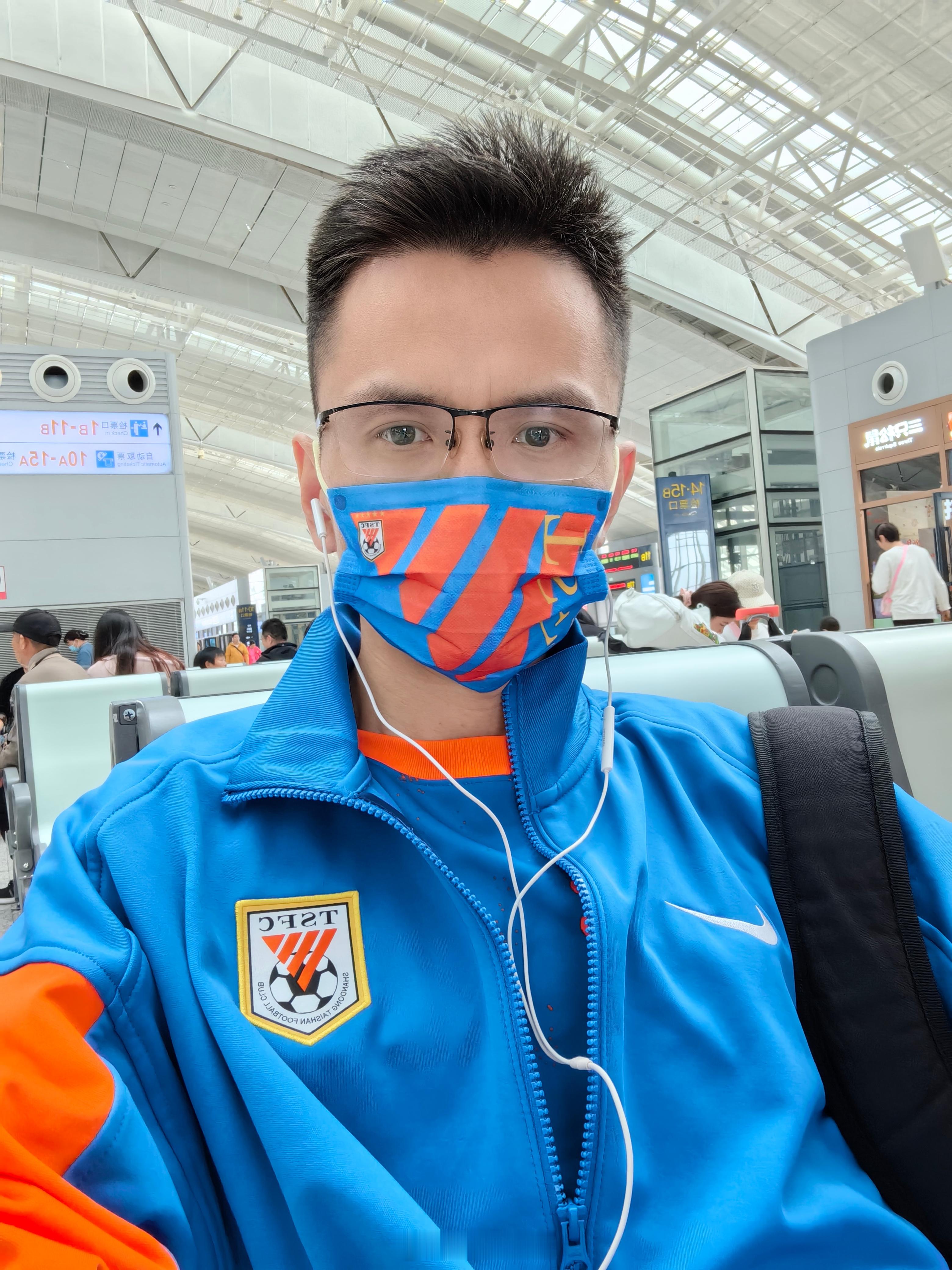 啥心情也没有了，回家吧，再见，美丽的济南[玫瑰]​​​