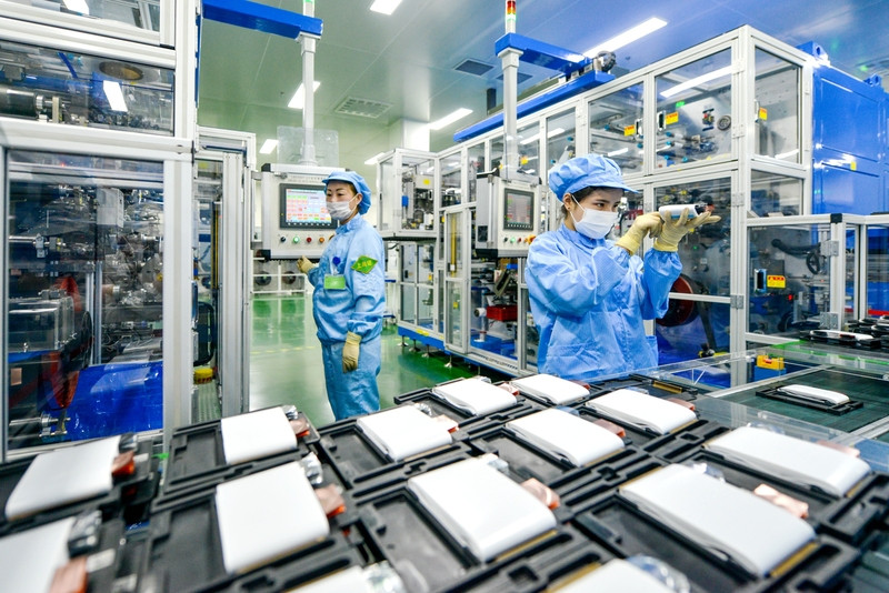 比亚迪已经在2025年如期推出了第二代刀片电池，这绝对是新能源电池技术...