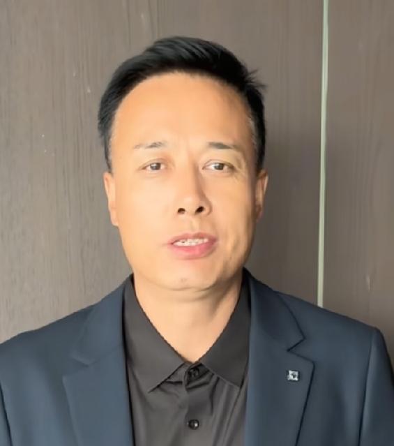 马建平真的要火了！进入马斯克的视野了！马斯克已经关注到对方，说邀请对方，二人一
