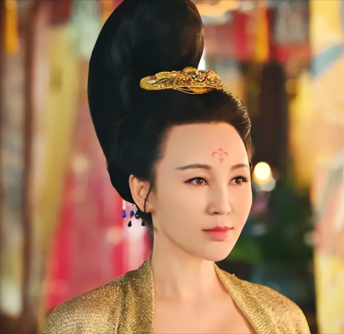 713年，太平公主被李隆基赐死，临刑前，她对李隆基道：“看在我帮你登上皇位的份上