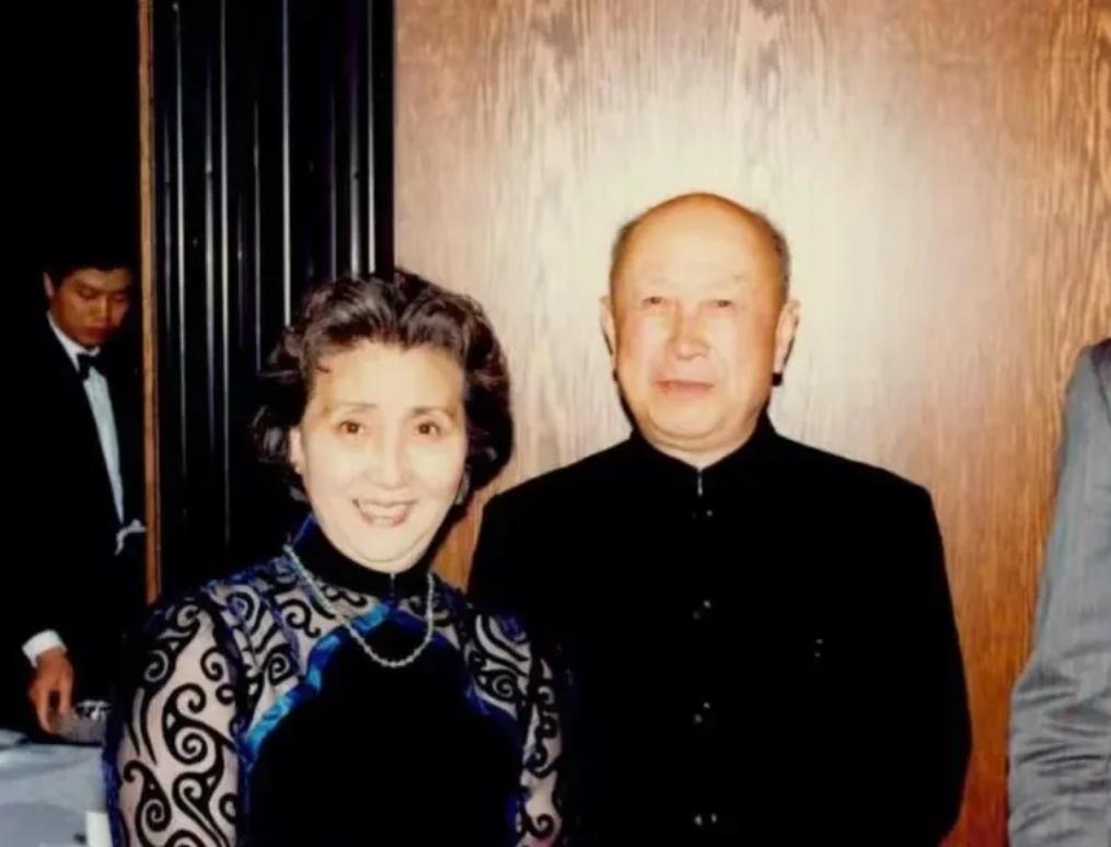 1947年，钱学森对妹妹钱学英说:“我们结婚吧！”钱学英回应:“我有男朋友了。”