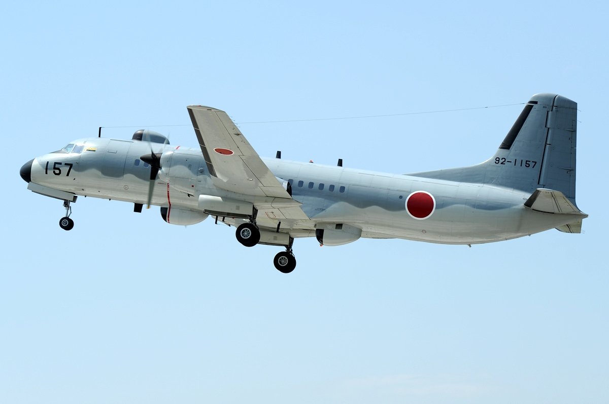 日本产经新闻报道称，本月9日，日本自卫队的一架YS-11EB电子情报收集机在东