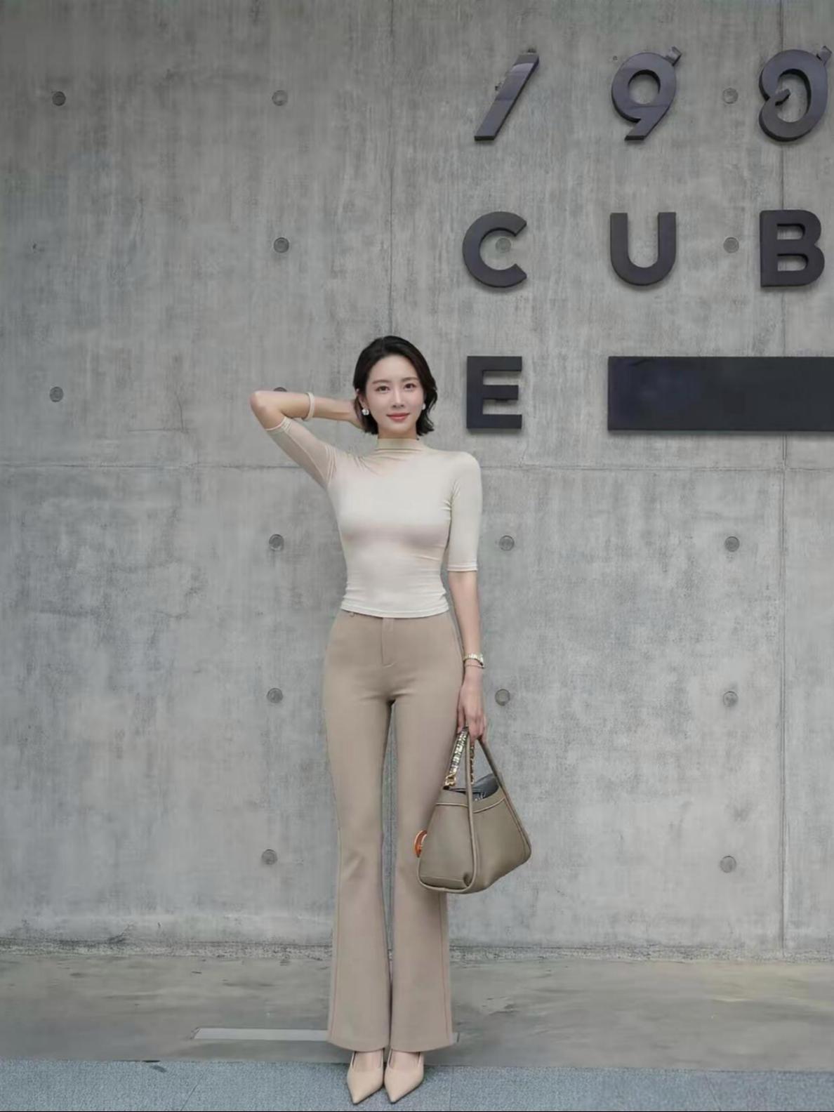 感觉到了你的爱（现代诗）我感觉到了你的爱，它是晚风掠过荒苔，揉碎岁月的苍