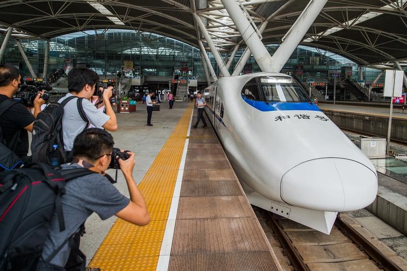 深圳要开直达茂名南和湛江北站的高铁啦，这可是粤西人民的超级福利！从深圳回去粤