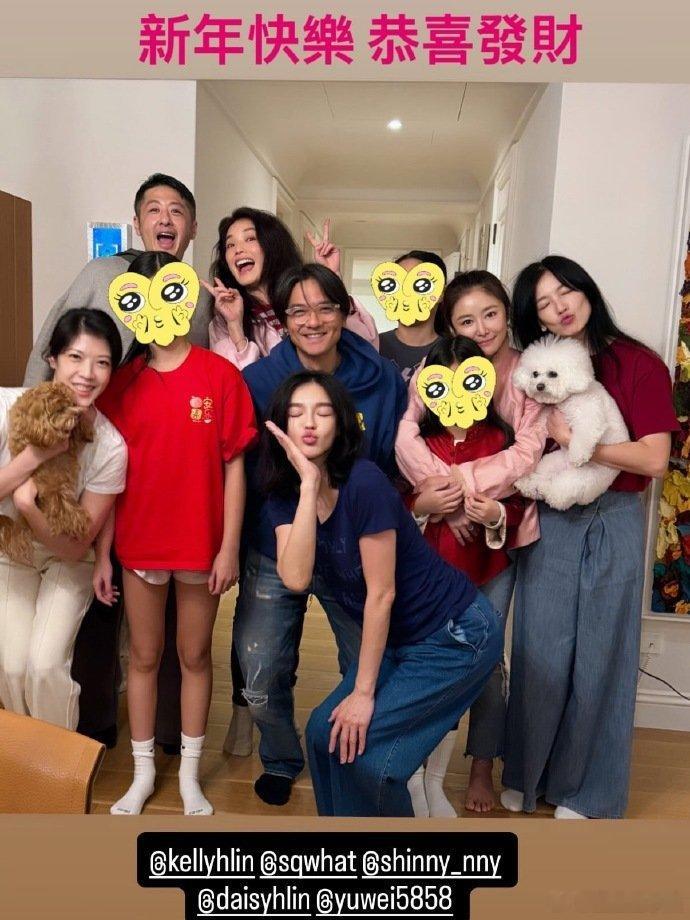 舒淇林心如林熙蕾过年聚会舒淇林心如林熙蕾一起过年三位姐姐从年轻时代走到现在，一路