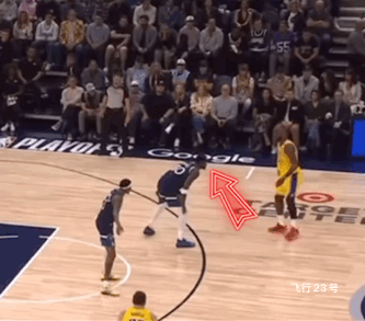 NBA现代投篮技术欣赏！詹姆斯VS哈登比起过去，现代篮球确实“进步”了。