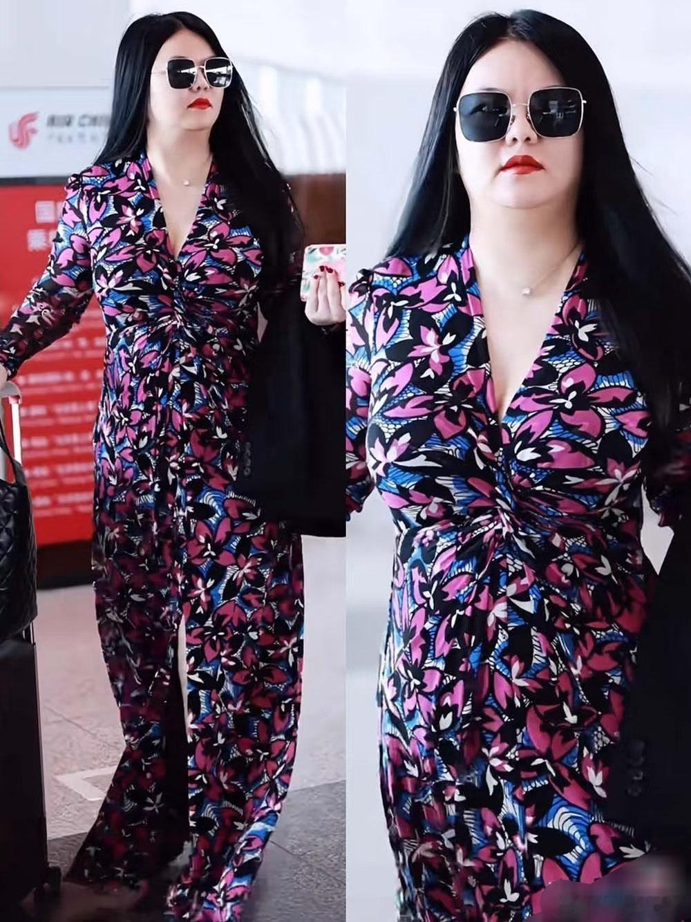 李湘就这样穿着碎花裙出国陪王诗龄读书了👫好自由啊​​​