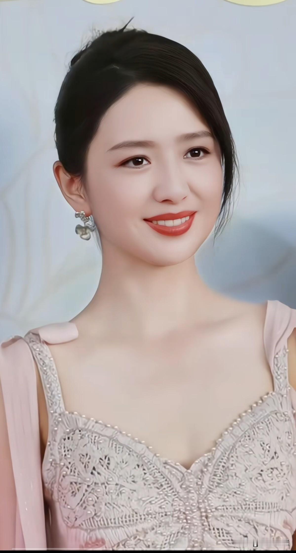 打死我也不信，这么漂亮的佟丽娅，陈思诚离了没有后悔过。