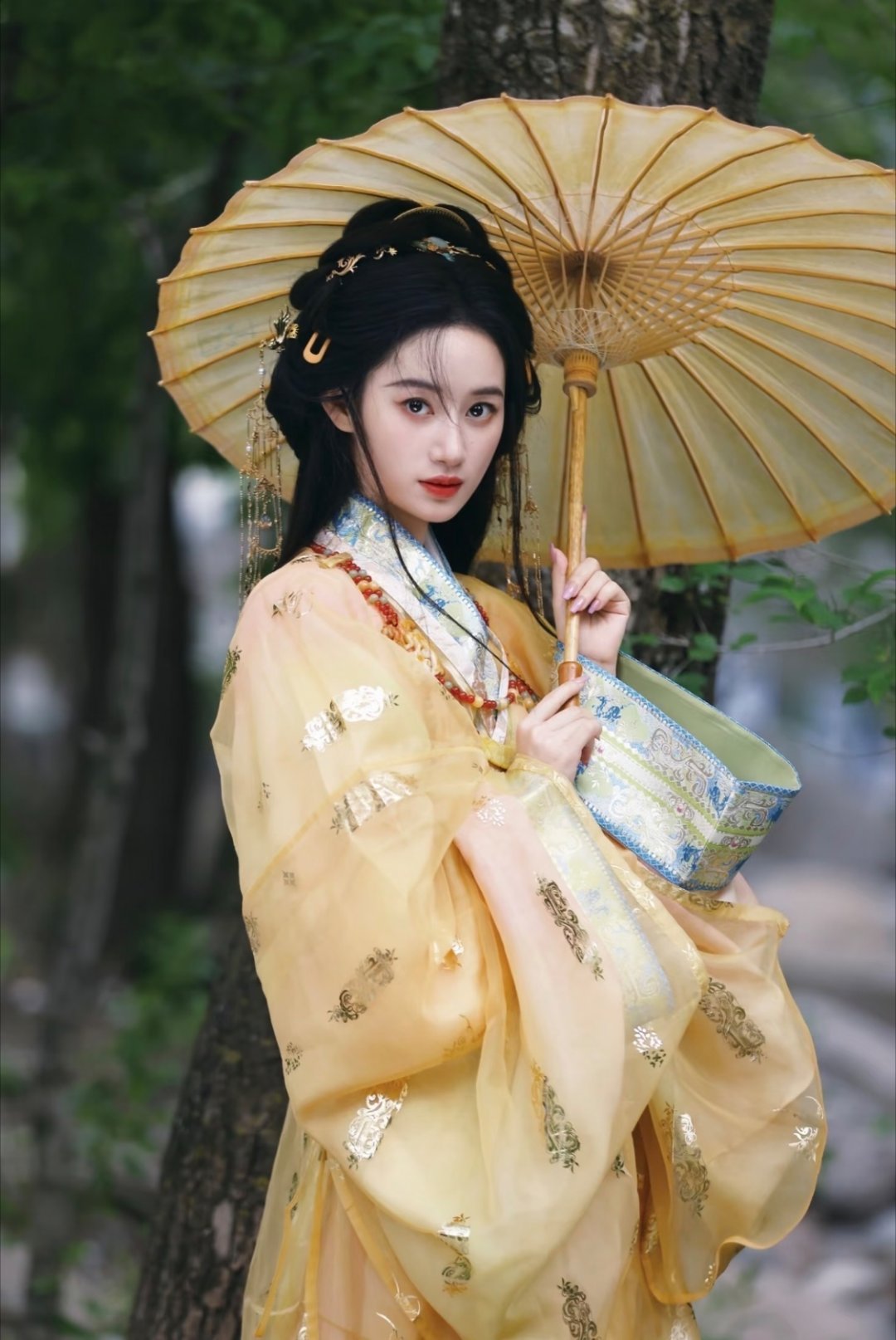 网友票选出最适合战国袍造型的女明星：TOP9陈都灵TOP8孟子义TOP7杨