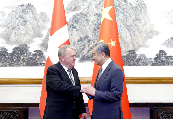 丹麦高官访华，表态支持中国原则谁能想到，欧洲来的大人物，