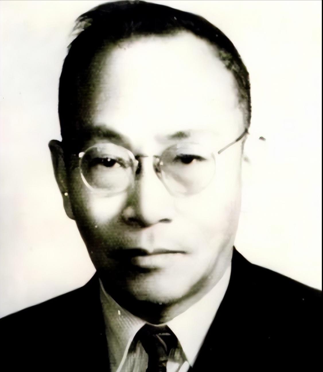 1941年，青霉素是西方国家绝不外泄的机密，中国军民的伤口化脓腐烂，只能咬牙忍受