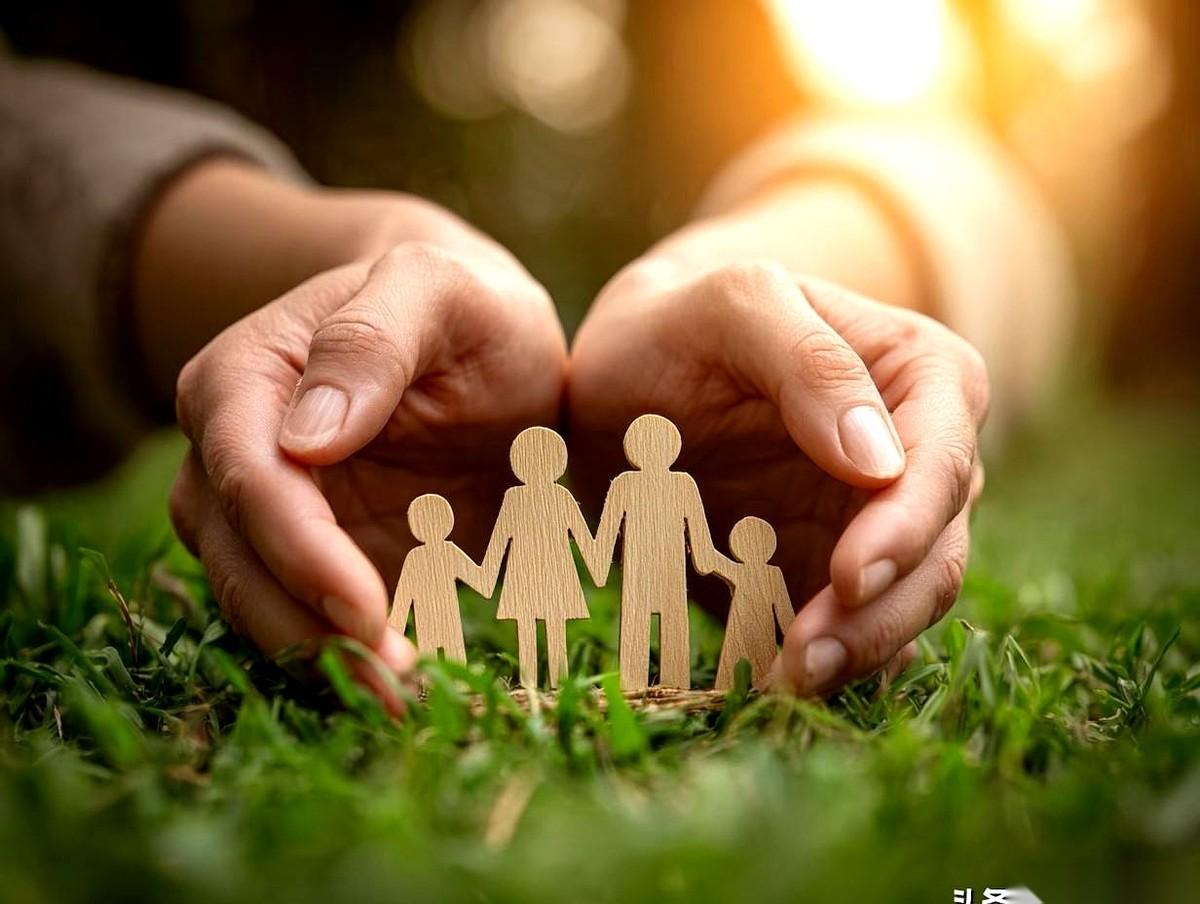 “考第一名，给你买最新款的游戏机。”“你只要听话，周末就带你去游乐园。”这话