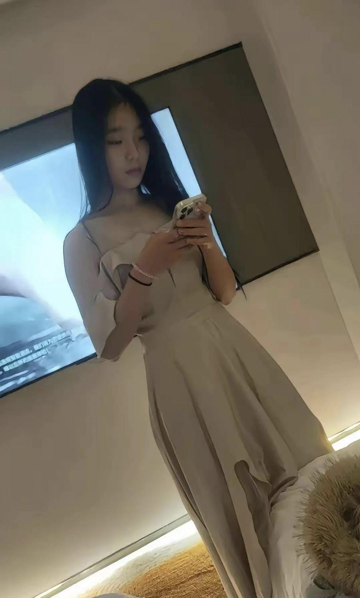 小姐姐气质拿捏了