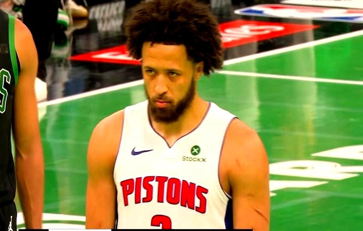 拿了42分，最后就差那一罚。活塞这场输给凯尔特人，真的有点憋屈。全队抢了55