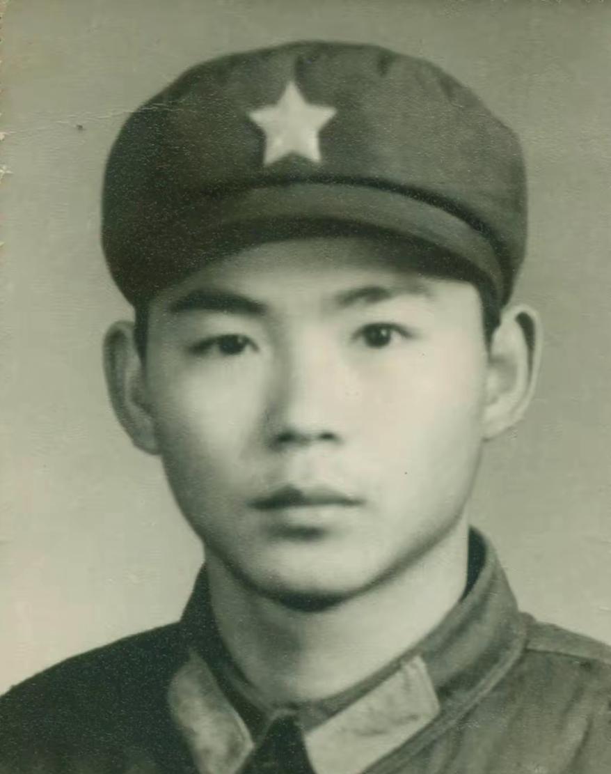 1979年，我军排长临危受命，指挥200余人阻击越军1个师，战后被记一等功，却因