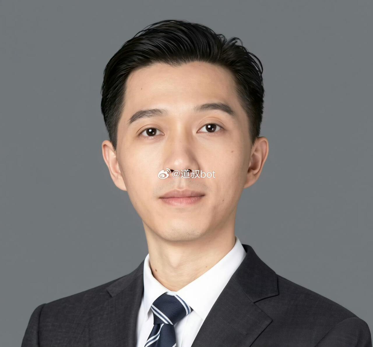 北理工前老师裴轶只怕把老公也要拉下水了。她的老公本名叫郝冠揆在公安大学教法学，却